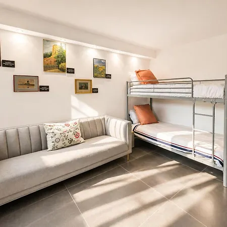 Avec Jacuzzi, Sauna, Cinema - Proche Paris *