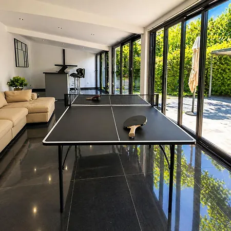 Hébergement de vacances Avec Jacuzzi, Sauna&cinéma Triel-sur-Seine
