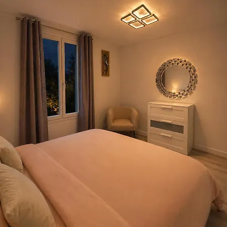 Avec Jacuzzi, Sauna&cinéma Hébergement de vacances Triel-sur-Seine