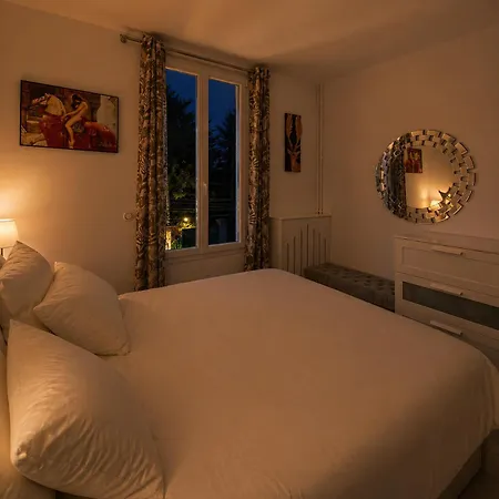 Avec Jacuzzi, Sauna&cinéma