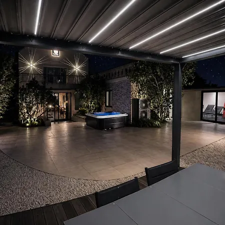 Avec Jacuzzi, Sauna&cinéma Hébergement de vacances Triel-sur-Seine